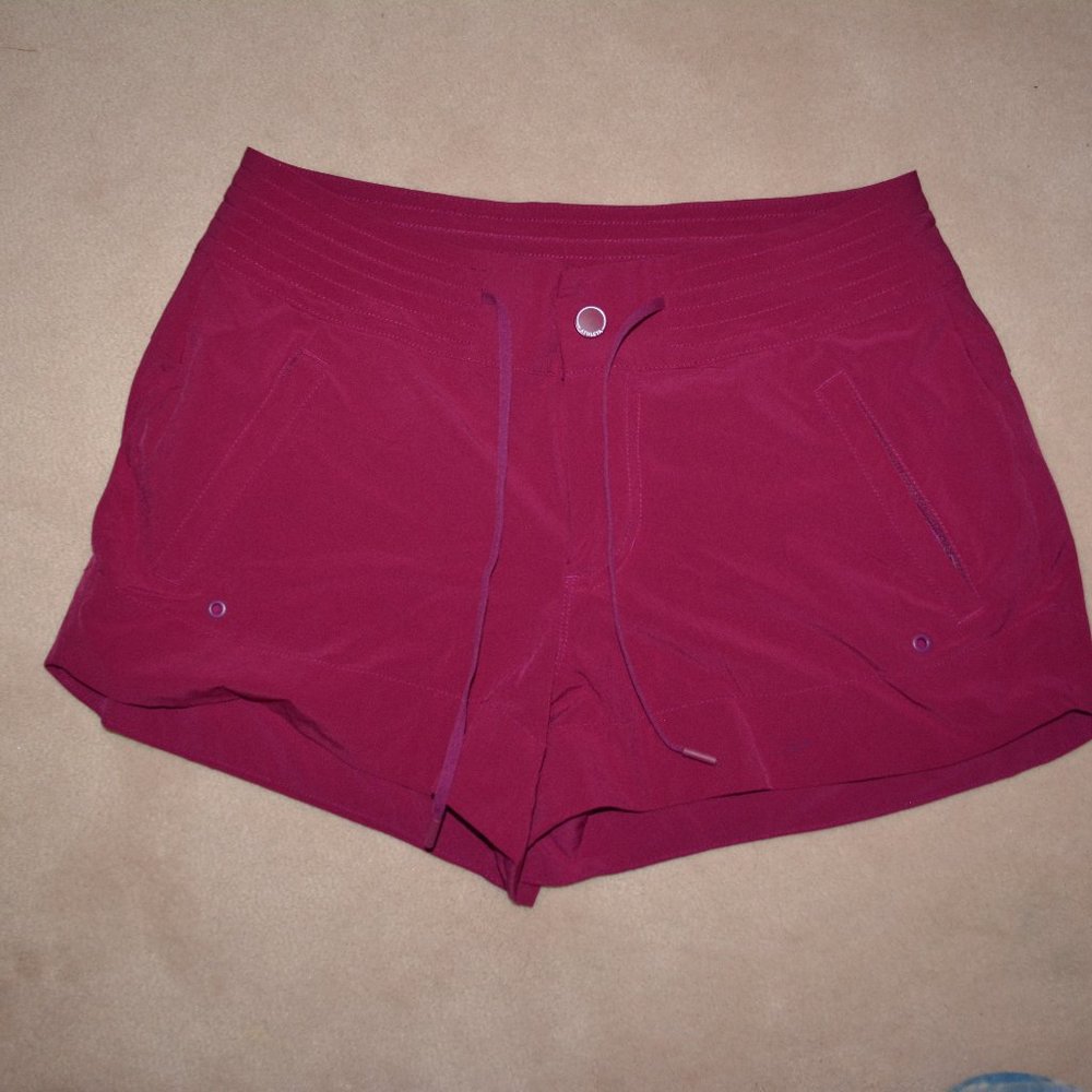 Women's Athleta Shorts